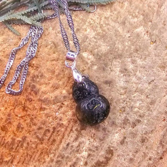 Beautiful Nature Green Phantom Quartz Carved Blessing Gourd Pendant Necklace - Picture 3 of 10